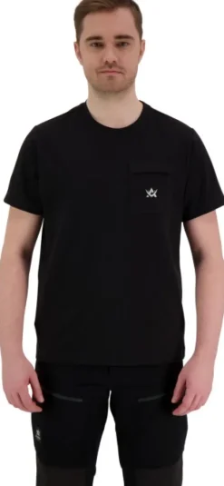 Alaska Freedom t-paita rintataskulla, musta