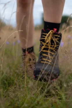 Alfa W's Eggi Advance GTX Black