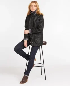 Barbour Beadnell naisten öljykangastakki, musta