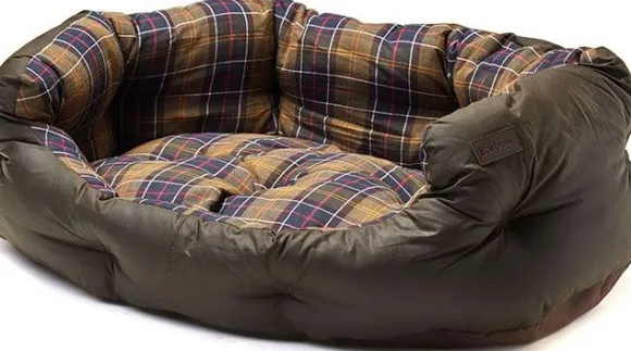 Barbour Wax/Cotton Dog Bed 35'' Classic/Olive