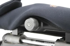 Beartooth Kiikarinsuojus 38-48 mm, 34-38 cm pituisille objektiiveille, musta