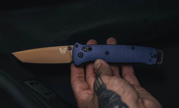 Benchmade 537FE-02 Bailout taittoveitsi