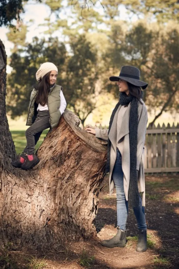 Blundstone 1308 Dress Chiseled Toe Boot Unisex kengät, Rustic Black