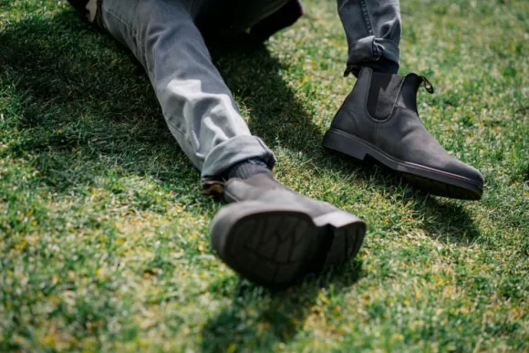 Blundstone 1308 Dress Chiseled Toe Boot Unisex kengät, Rustic Black