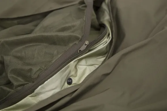 Carinthia Combat GTX bivypussi, oliivinvihreä