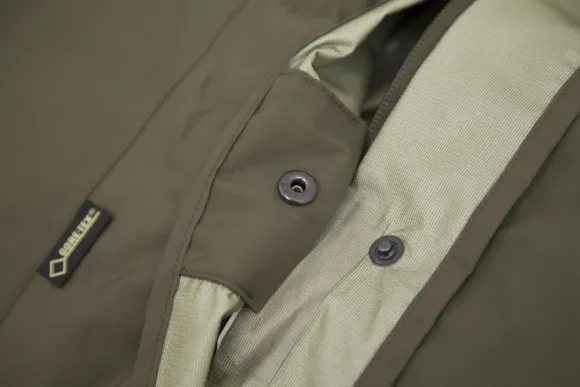 Carinthia Combat GTX bivypussi, oliivinvihreä