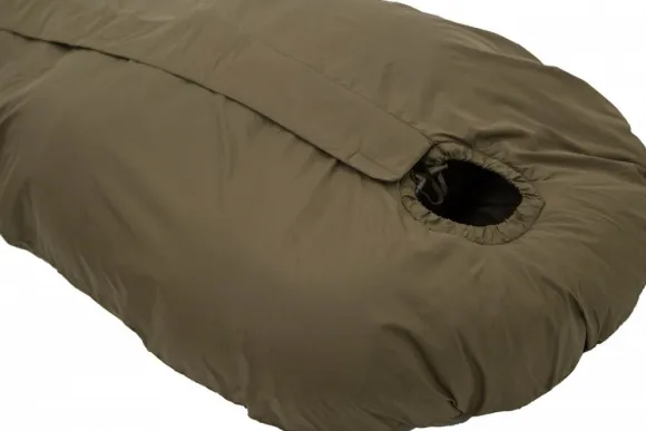 Carinthia Defence 1 Top L 4°C makuupussi