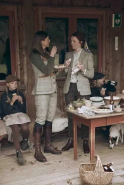 Chevalier Advie Tweed Blazer naisille, Willow Green Checked