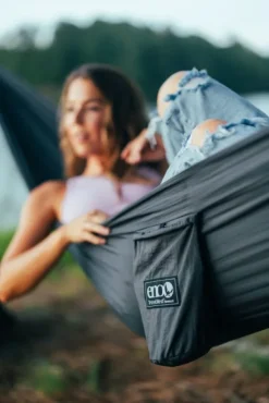 Eno TravelNest Hammock + Straps Combo riippumatto ja kiinnitysjärjestelmä, petrooli
