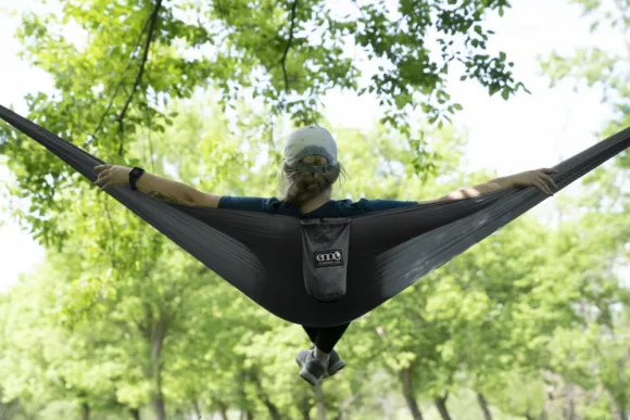 Eno TravelNest Hammock + Straps Combo riippumatto ja kiinnitysjärjestelmä, petrooli