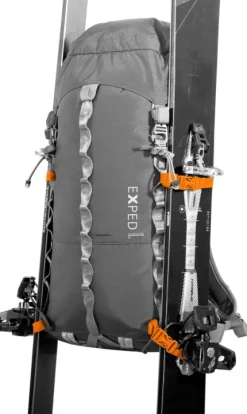 Exped Mountain Pro 30 M reppu, Black