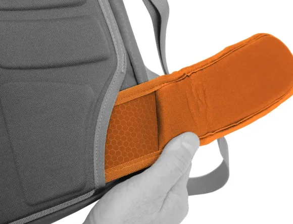 Exped Mountain Pro 30 M reppu, Black