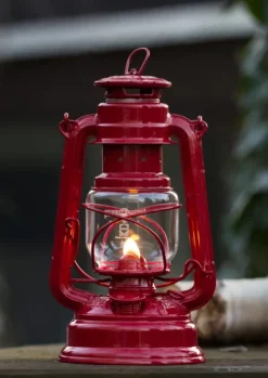 Feuerhand Storm Lantern 276 Punainen