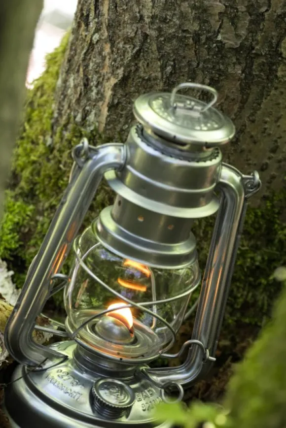 Feuerhand Storm Lantern 276 Galvanisoitu