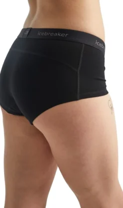 Icebreaker 200 Oasis Boy Shorts naisten merinovillaiset alushousut, musta