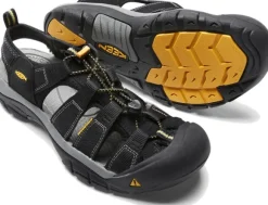 Keen Newport H2 -vaellussandaalit, musta
