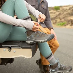 Keen Targhee III Mid WP -naisten vaelluskengät, ruskea/pinkki