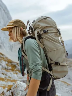 Klättermusen Bergelmer Backpack 40 L Silver Green