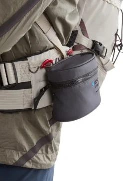 Klättermusen Hipbelt Pocket 2.0 lisätasku, tummanharmaa