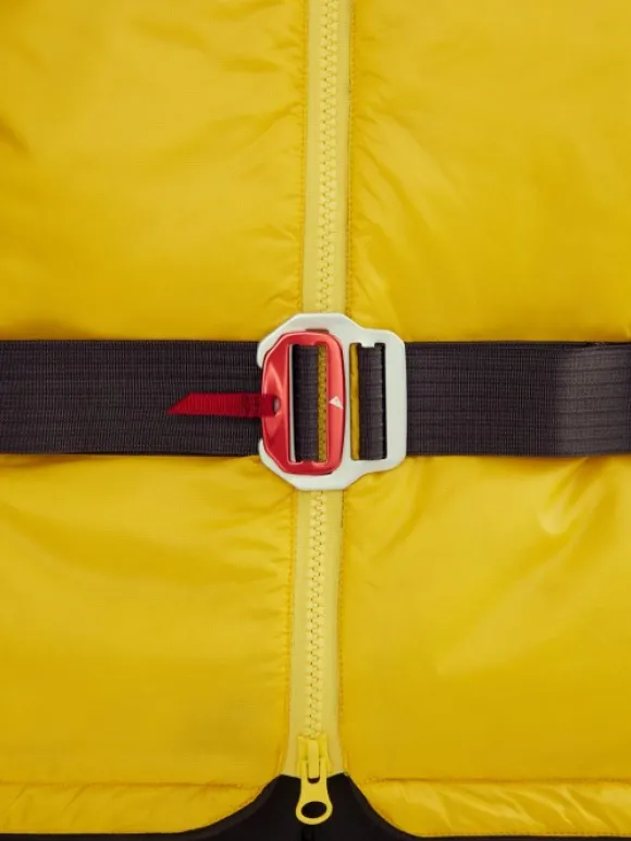 Klättermusen Raido 2.0 Backpack reppu, 38L, mustaharmaa