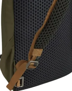 Lundhags Core Saruk Zip 10 L reppu, Forest Green