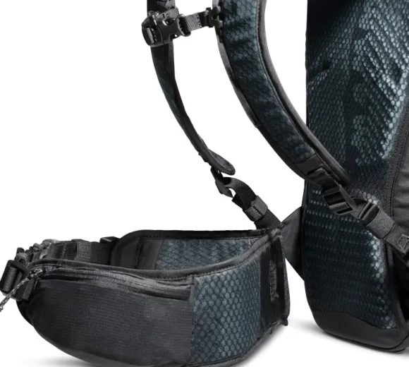 Mammut Lithium reppu, 20 L, musta