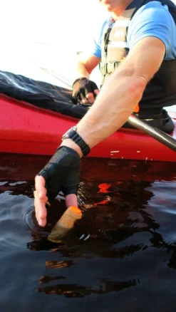 Morakniv Floating Knife Red