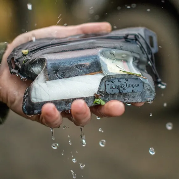 Nite Ize RunOff Waterproof Wallet