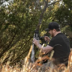 Spypoint FORCE-PRO-S riistakamera aurinkopaneelilla