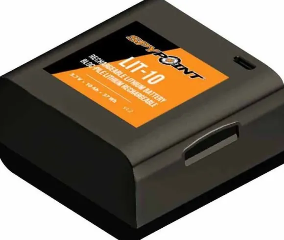 Spypoint Lithium Battery Pack and Charger LIT-10 riistakameran akku ja laturi