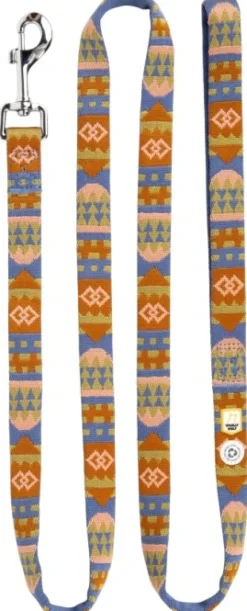 Woolly Wolf talutushihna, Nightless Night